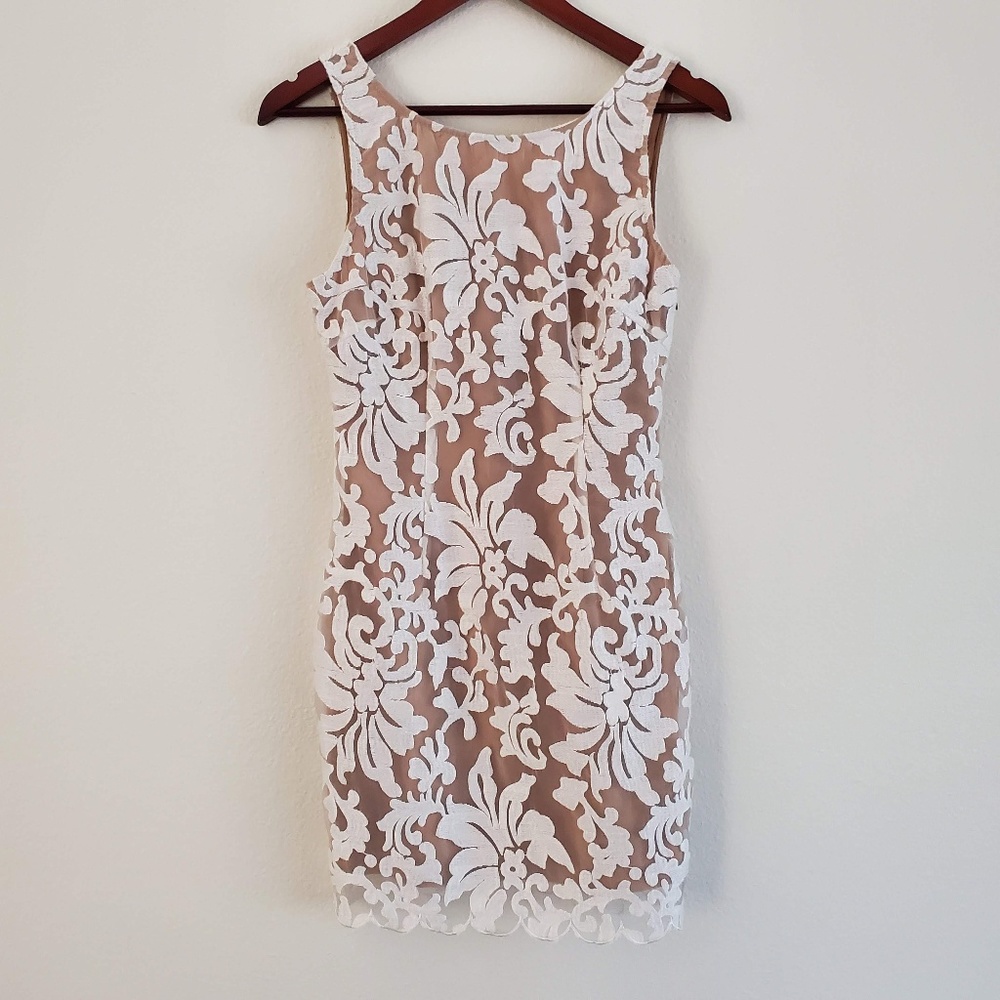 Ladakh white lace dress size S